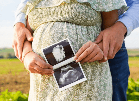 Grossesse Echographie Couple
